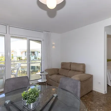 Uhc Balis Family Apartment